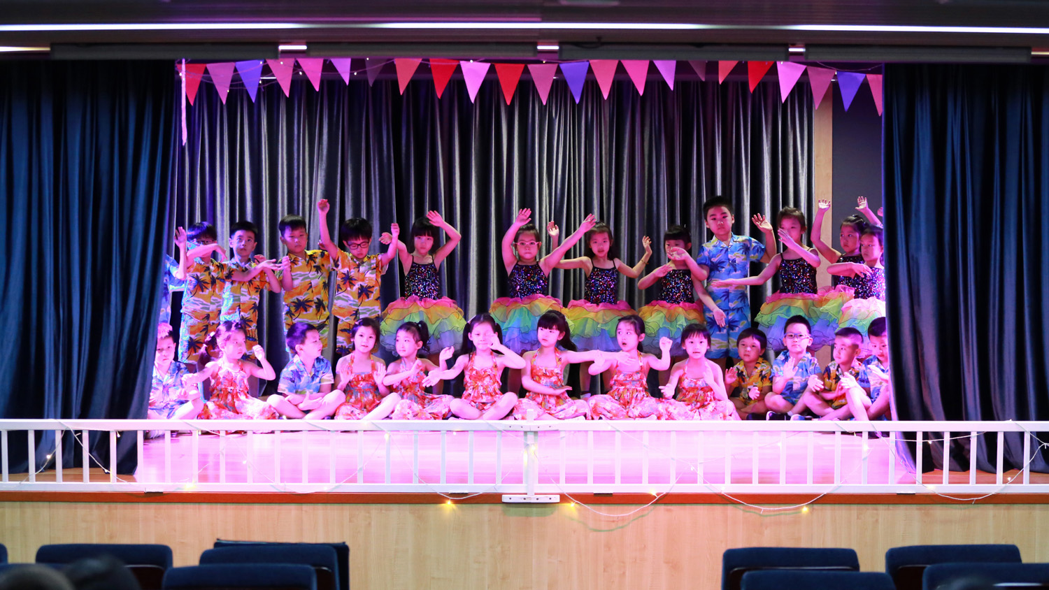 [Event] K2 Summer Concert & Graduation Ceremonies